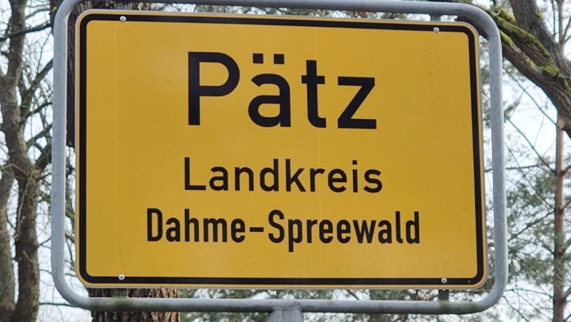Ortsschild Pätz